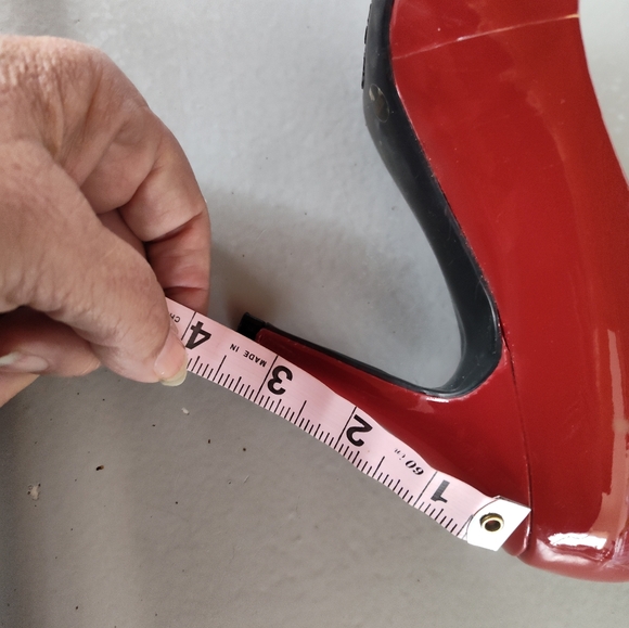 Red pumps by Jessica - Picture 5 of 5